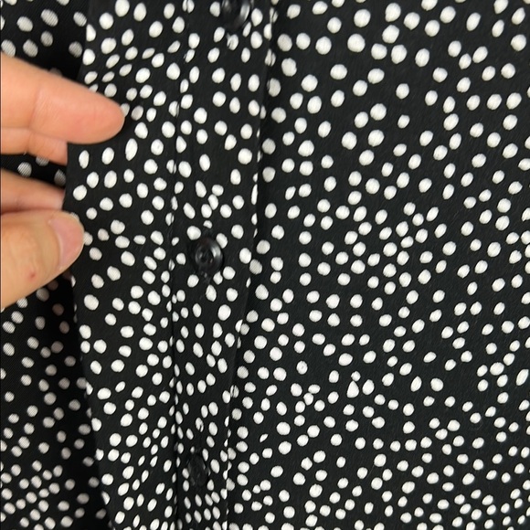 Alexander Jordan Black and White Buttoned Long Sleeve Blouse Size XL - Picture 6 of 9